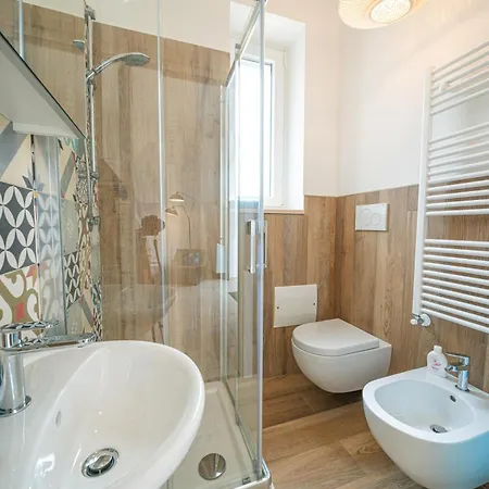 Holiday home Private Pool & Parking Donna Lina