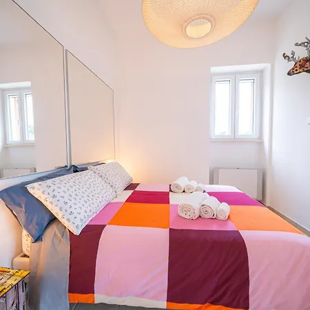 Private Pool & Parking Donna Lina Prázdninový dům