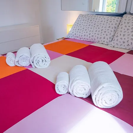 Prázdninový dům Private Pool & Parking Donna Lina