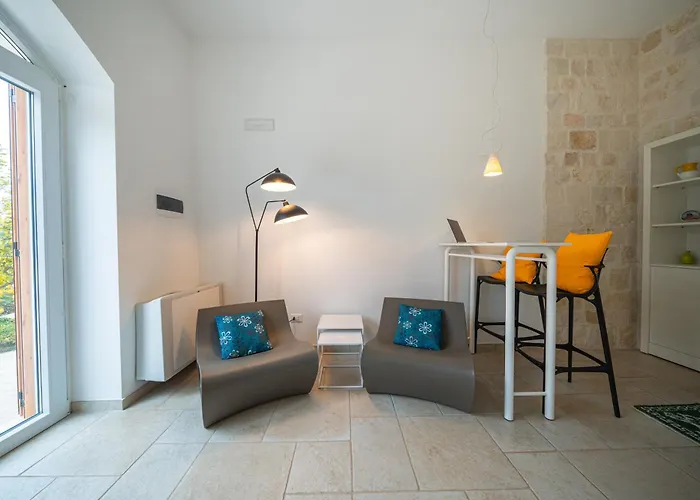 בית נופש Private Pool & Parking Donna Lina *