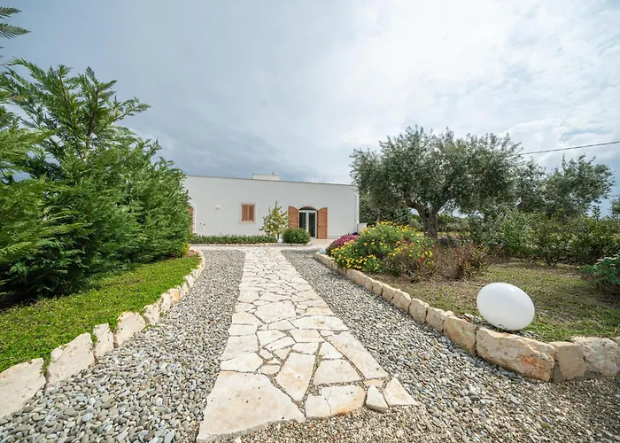 Private Pool & Parking Donna Lina * קונברסאנו